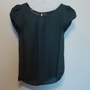 Green short sleeve blouse